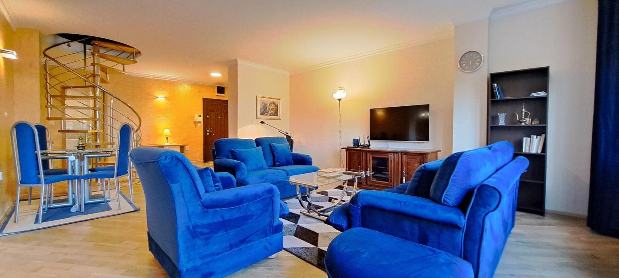 Golden Delight Central Apartment スコピエ エクステリア 写真