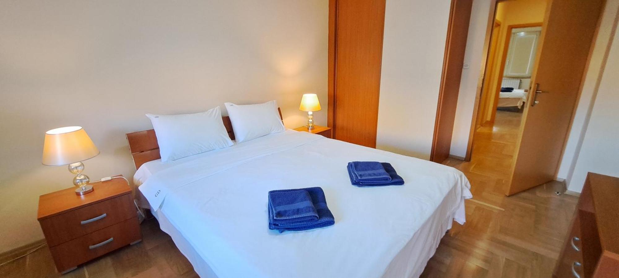 Golden Delight Central Apartment スコピエ エクステリア 写真